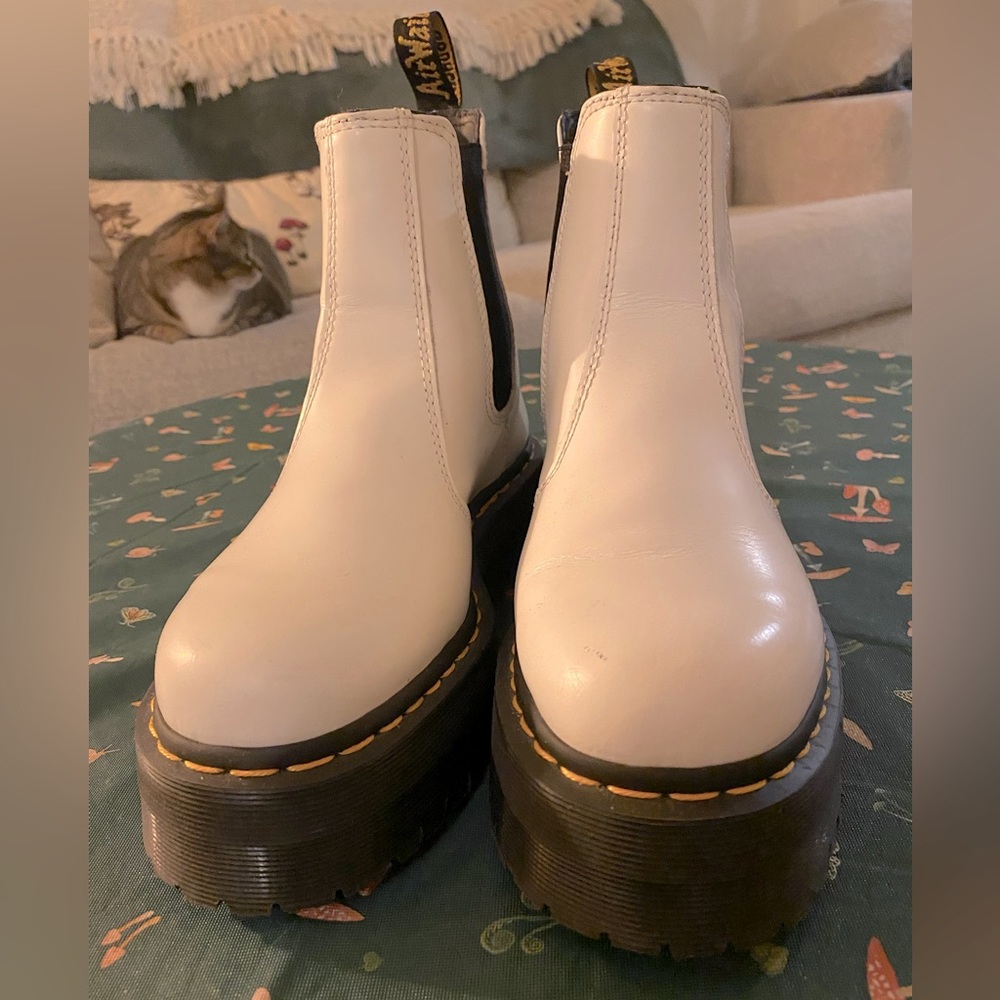 Dr. Marten Platform Chelsea Boots